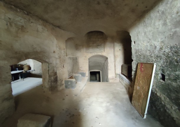 TIPICHE CANTINE  - VIA CASALNUOVO