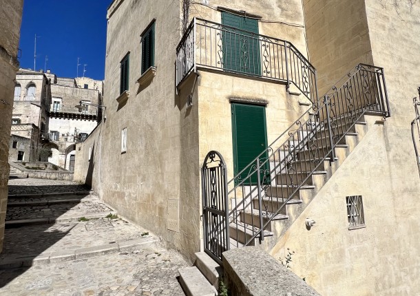 Sassi - VIA FIORENTINI - PALAZZOTTO