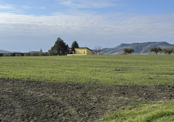 LOCALITA' LA MARTELLA  - SOLUZIONE con TERRENO
