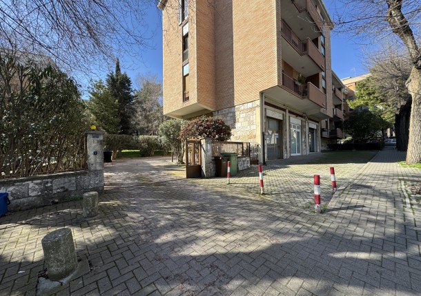 110 mq VIALE NAZIONI UNITE